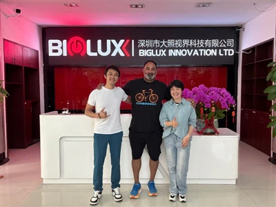 Pelanggan Saudi Membayar Pada-Lawatan Tapak Ke BIGLUX Untuk Meneroka Penyeles...